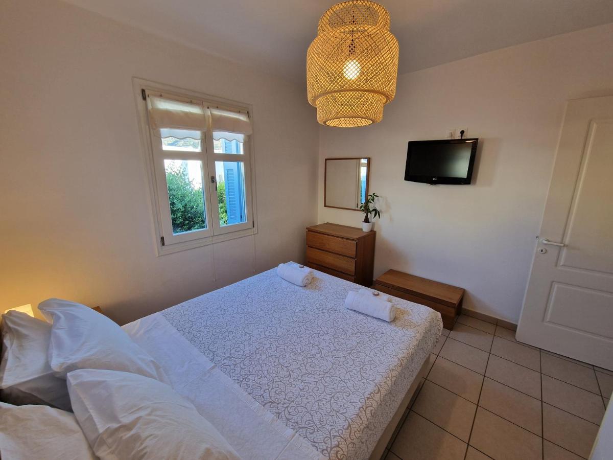 Karaoulanis Apartments Άνδρος Εξωτερικό φωτογραφία