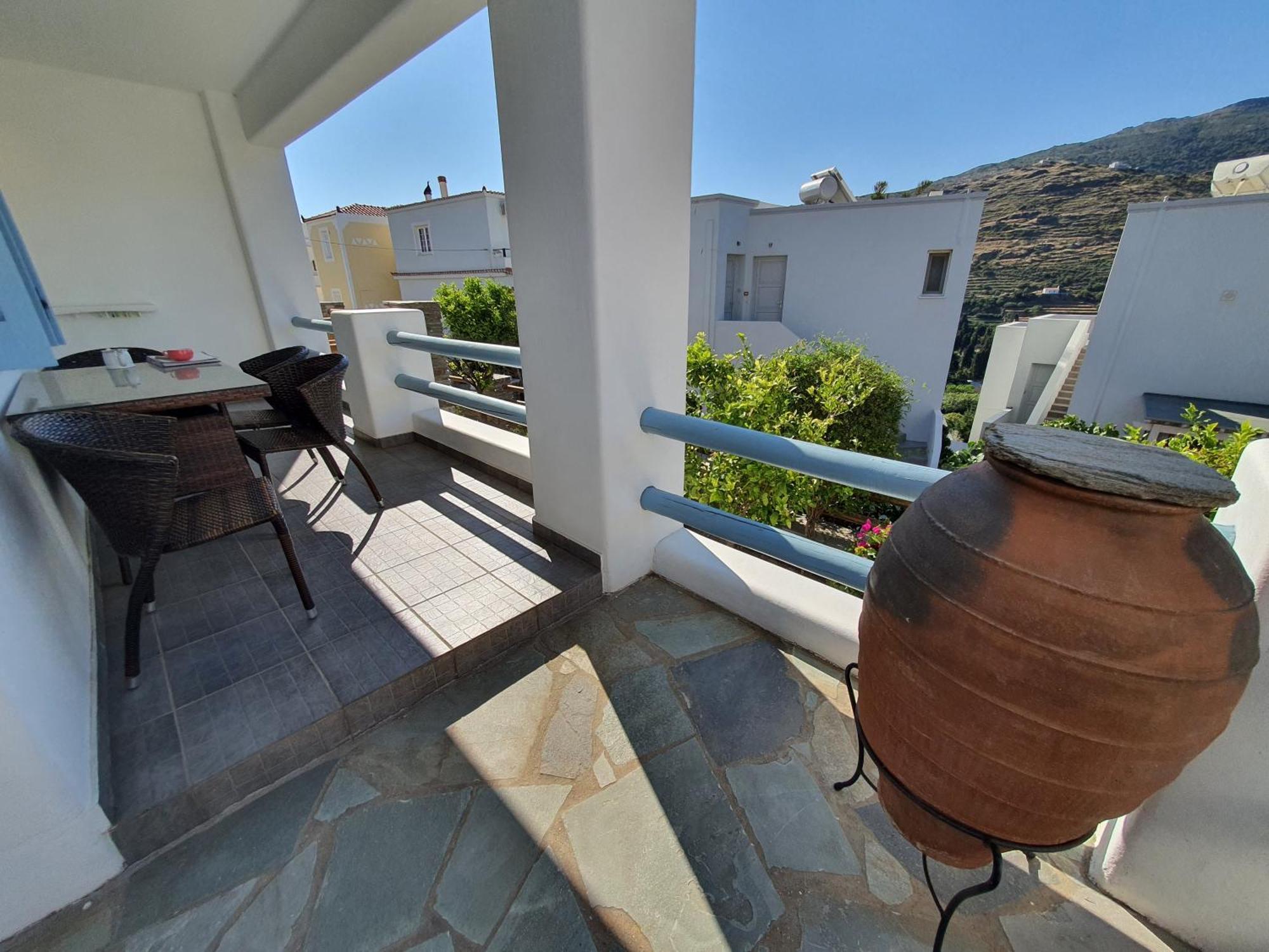 Karaoulanis Apartments Άνδρος Δωμάτιο φωτογραφία
